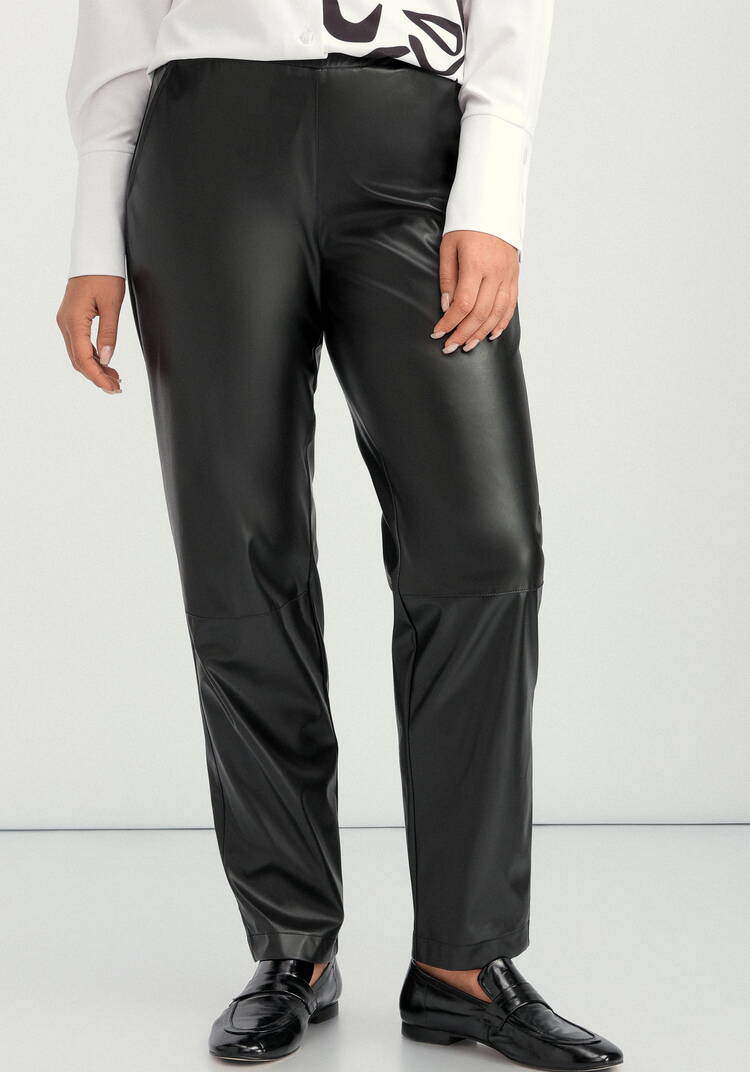 Брюки из экокожи прямые на резинке шир.  750, рис. 13