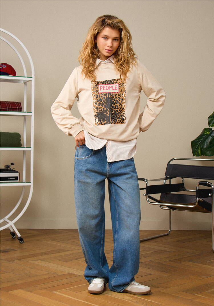 Свитшот с анималистичным принтом на груди шир.  750, рис. 10