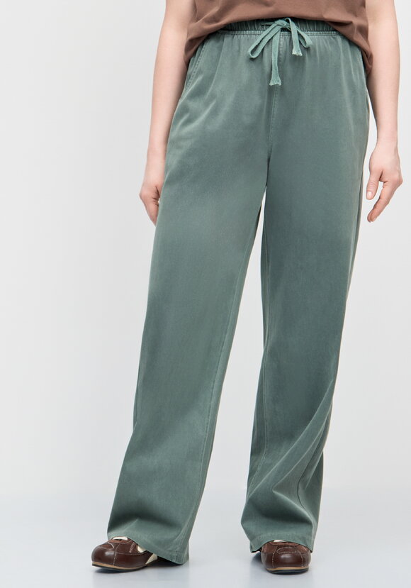 Брюки прямые от бедра с комфортным поясом шир.  580, рис. 7