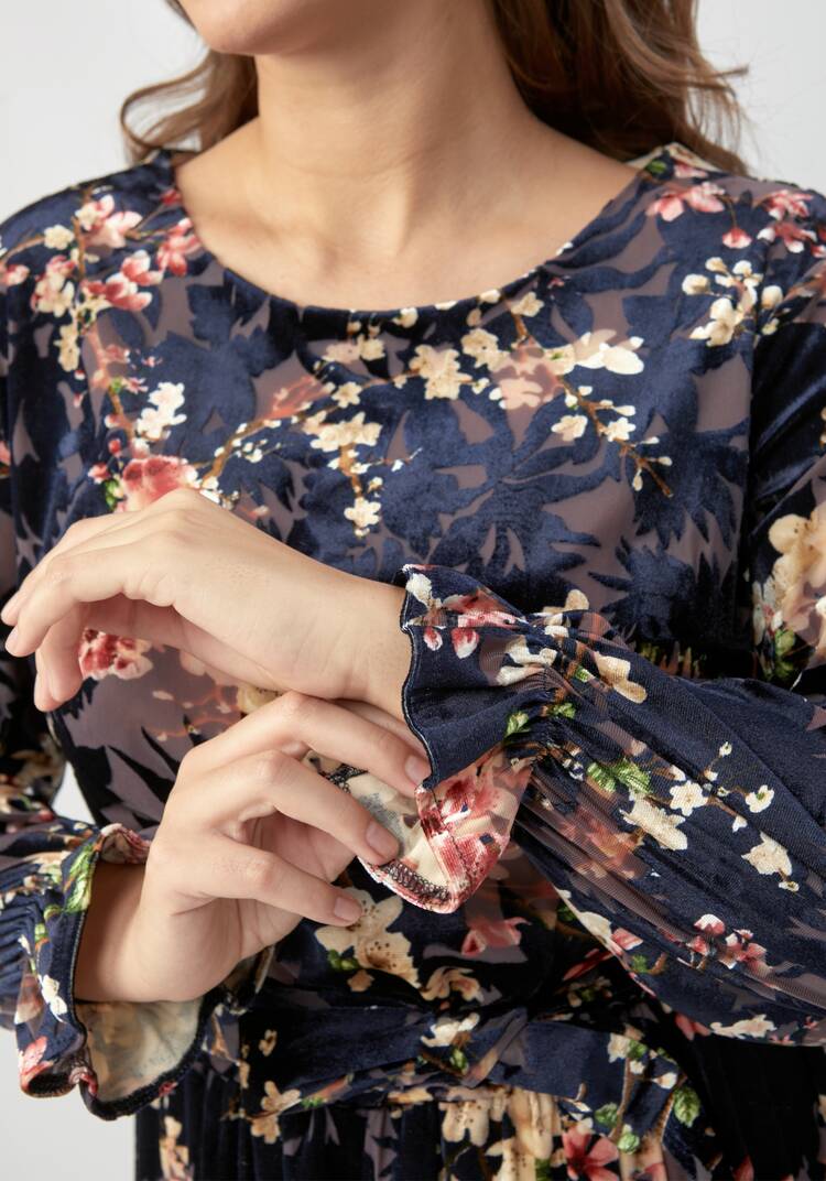 Платье с цветочным принтом из бархата шир.  750, рис. 5