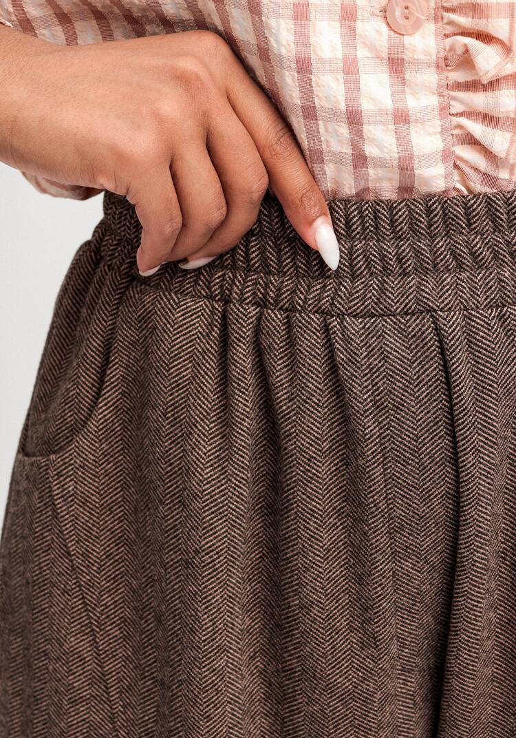 Брюки свободного кроя зауженные к низу шир.  750, рис. 12