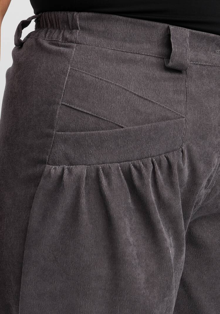 Брюки-бананы с манжетами по низу шир.  750, рис. 22