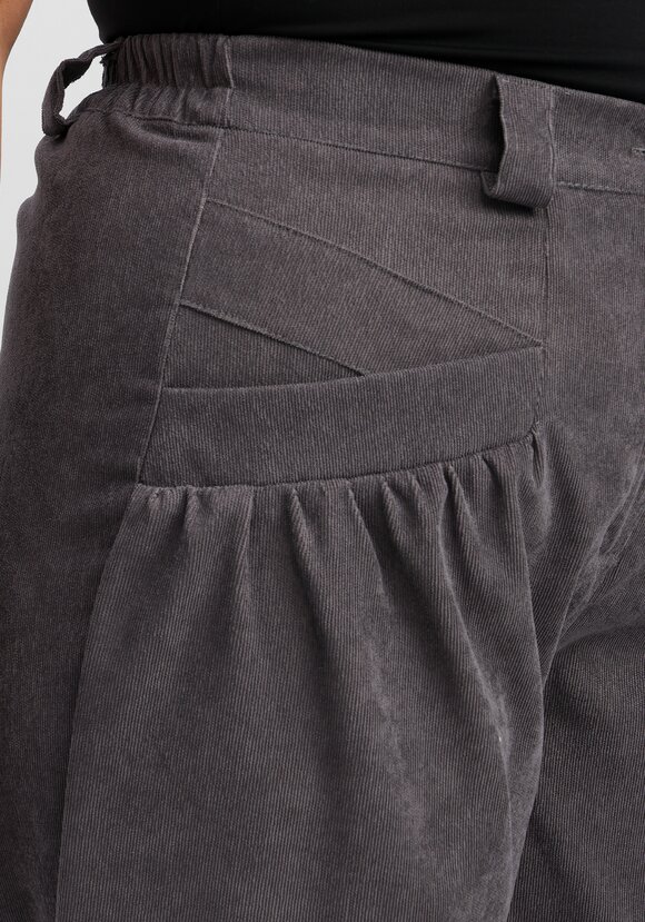 Брюки-бананы с манжетами по низу шир.  580, рис. 22