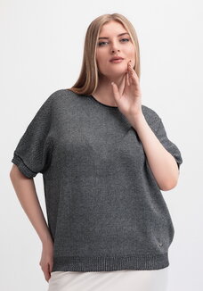 Блуза без рукавов