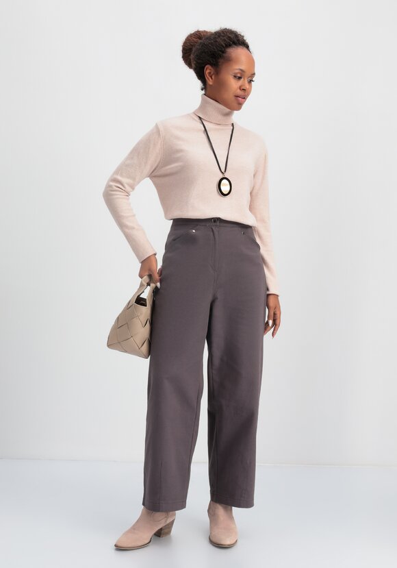 Брюки широкие с оригинальными карманами шир.  580, рис. 10