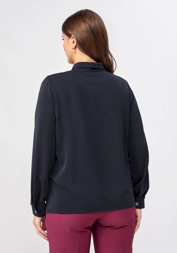 Блуза прямого кроя с ажурным кружевом шир.  580, рис. 31