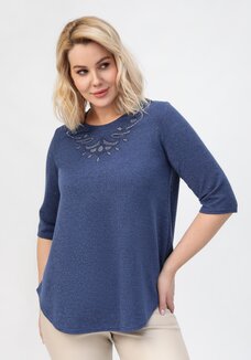 Блуза с декором из страз по горловине