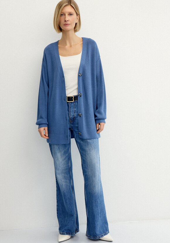 Кардиган со спущенным плечом шир.  580, рис. 4