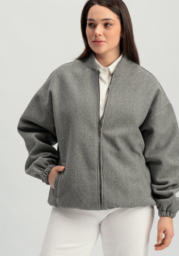 Бомбер свободного кроя на молнии шир.  580, рис. 9