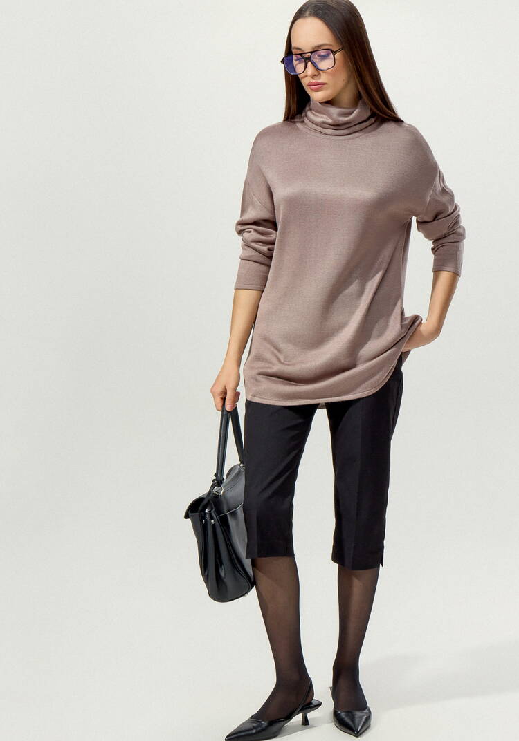 Удлиненная туника с воротником хомут шир.  750, рис. 17