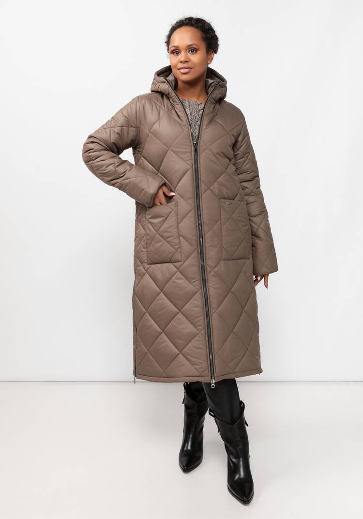 Пальто стеганое с боковыми разрезами шир.  750, рис. 7