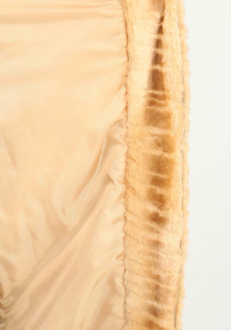 Шуба на молнии из эко-меха с капюшоном шир.  750, рис. 6