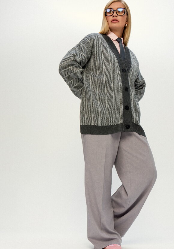 Кардиган монохромный с вертикальной полосой шир.  580, рис. 2