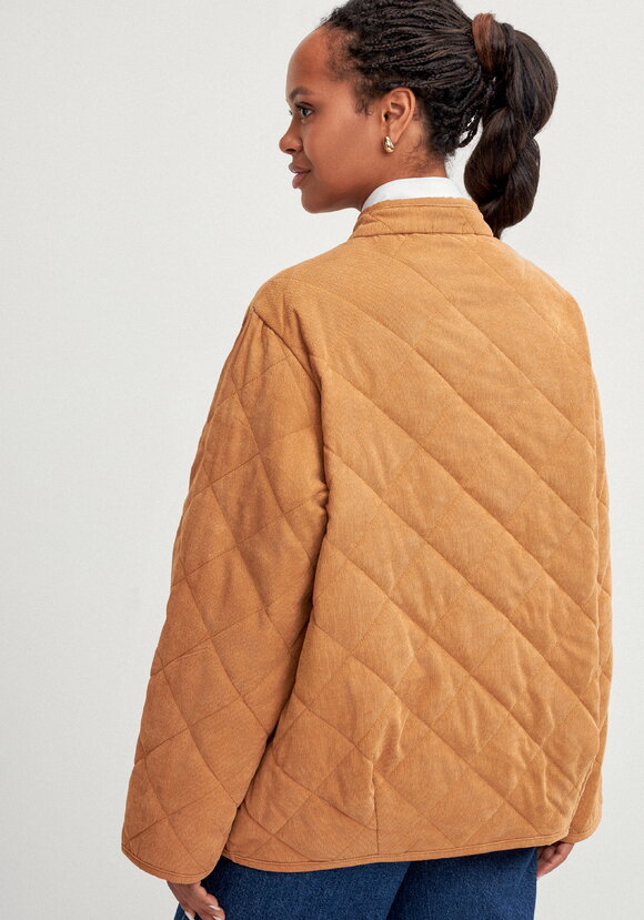 Жакет вельветовый с контрастным подкладом шир.  580, рис. 21