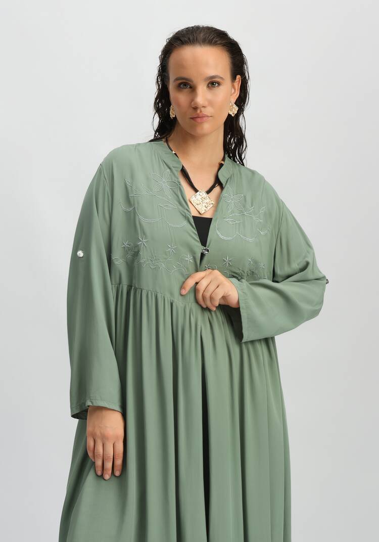 Рубашка удлиненная с вышивкой на кокетке шир.  750, рис. 12