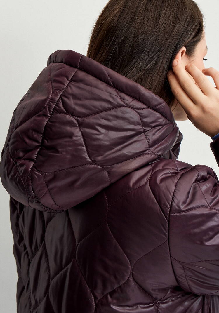 Куртка прямого кроя с капюшоном на молнии шир.  750, рис. 31