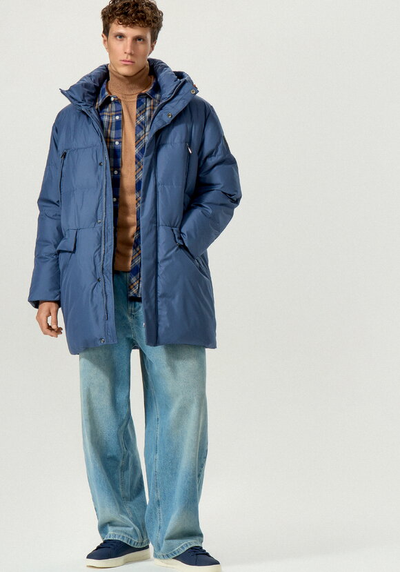 Пуховик стеганый с капюшоном и карманами шир.  580, рис. 12