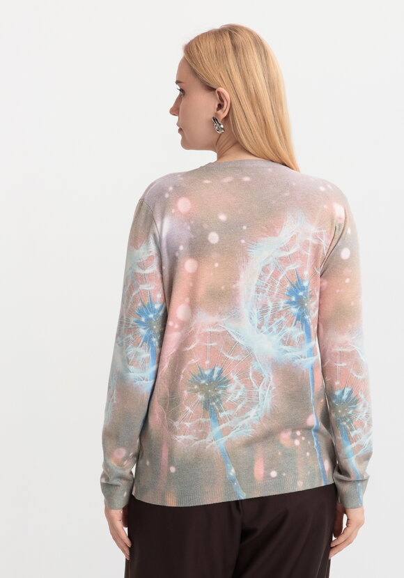 Джемпер Цветочная симфония шир.  580, рис. 13