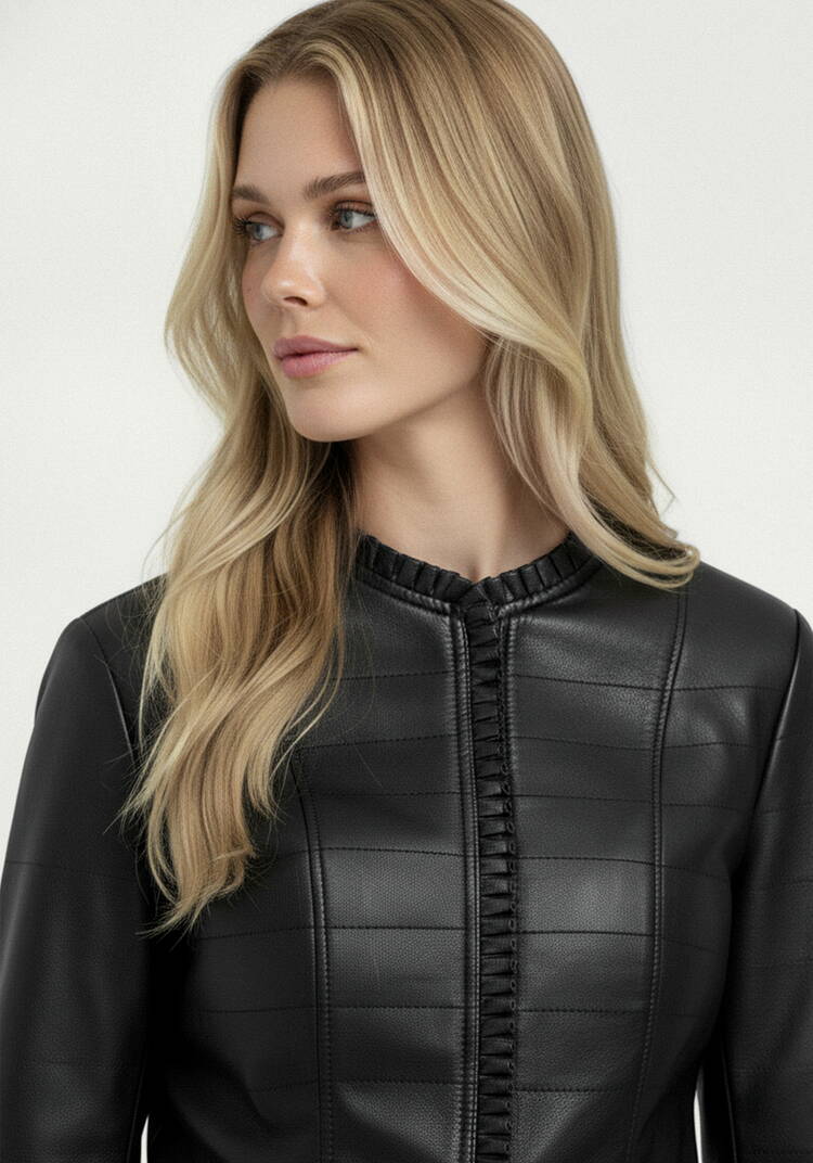 Куртка из экокожи с рюшей шир.  750, рис. 40