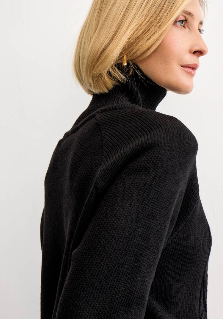 Свитер с ажурным рисунком шир.  750, рис. 50