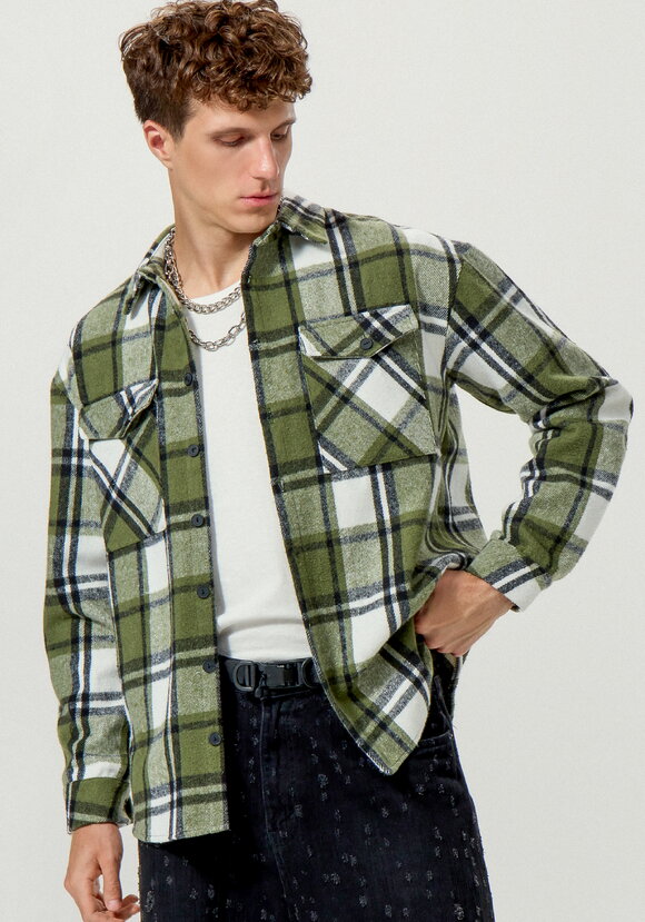 Рубашка в крупную клетку шир.  580, рис. 9