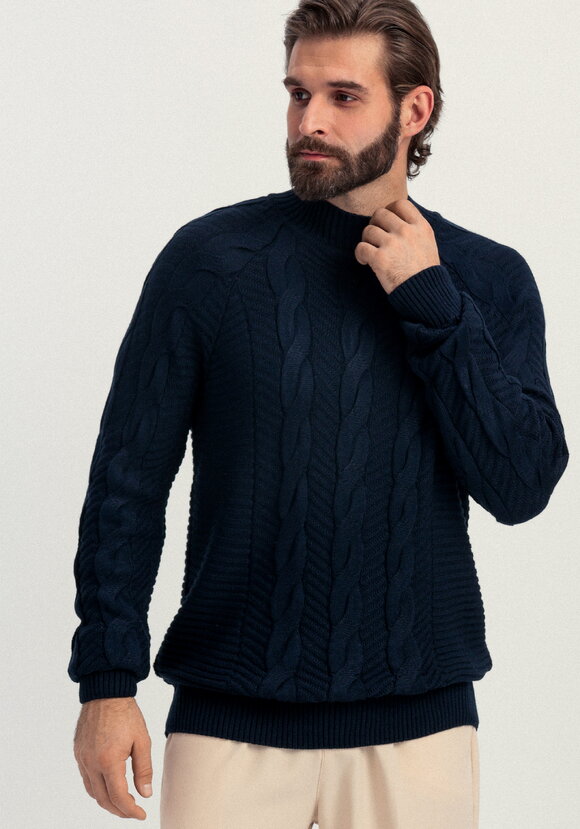 Джемпер мужской с фактурными косами шир.  580, рис. 4