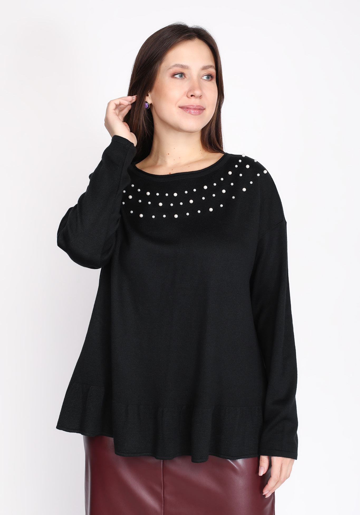 Джемпер с декором из жемчуга