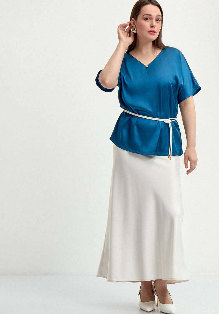 Блуза шелковая с V-образным вырезом шир.  750, рис. 16