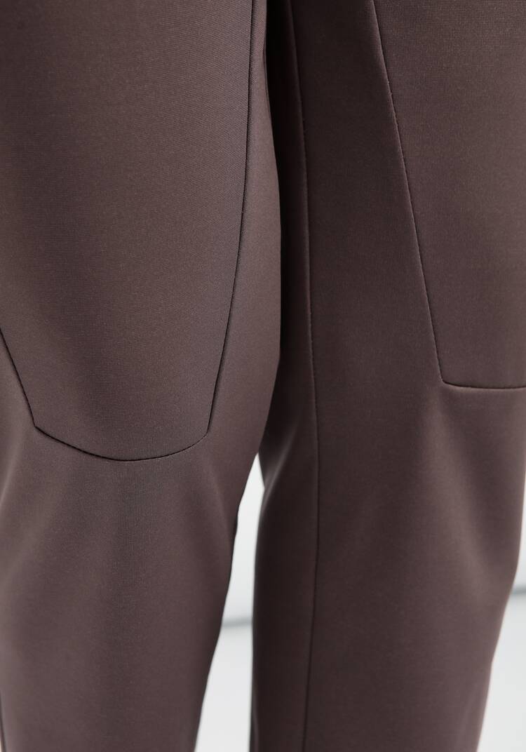 Брюки оригинального кроя на резинке шир.  750, рис. 24