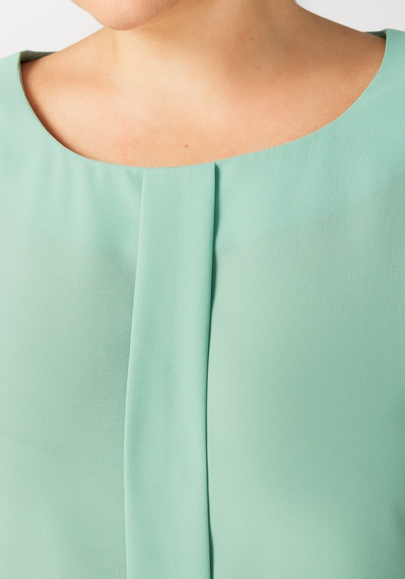 Блуза с вертикальной складкой шир.  580, рис. 4