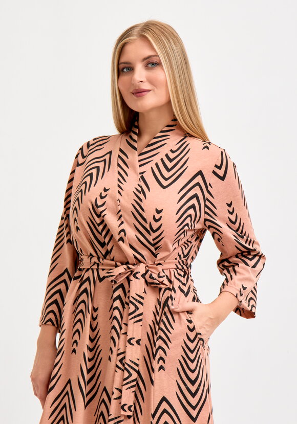 Халат Рената шир.  580, рис. 8