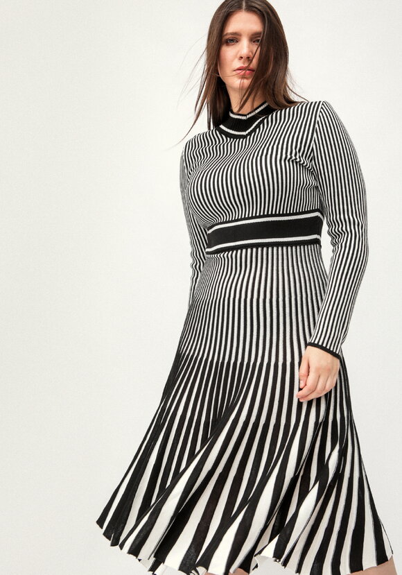 Платье Сокровище Сахары шир.  580, рис. 7