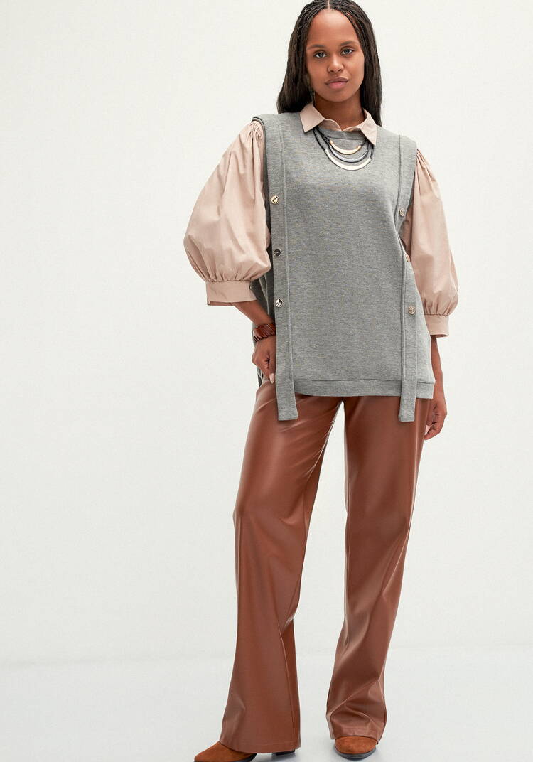 Жилет трикотажный с пуговицами шир.  750, рис. 10