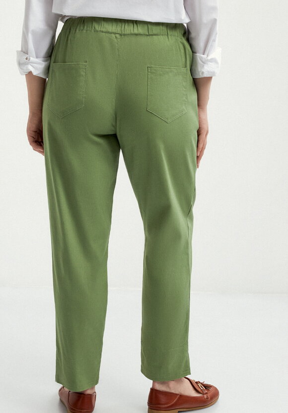 Брюки зауженные с контрастной отделкой шир.  580, рис. 12