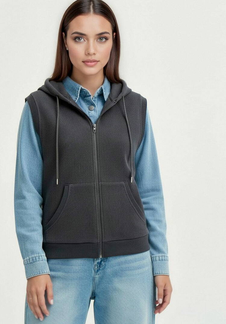 Жилет из микровельвета с начёсом шир.  750, рис. 20