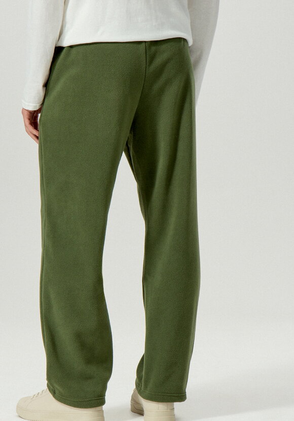 Брюки утеплённые с функциональными карманами шир.  580, рис. 3