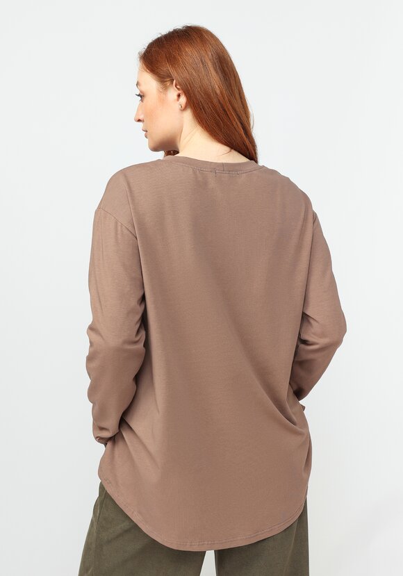 Туника свободного силуэта с разрезами шир.  580, рис. 9