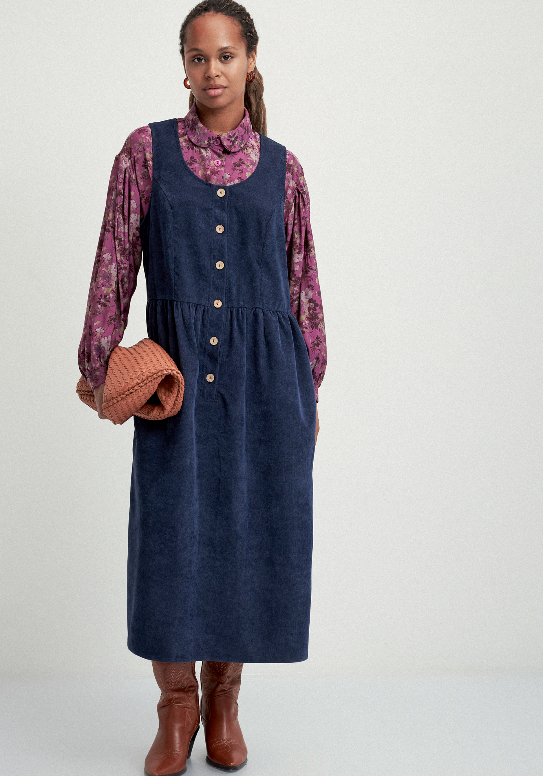 Сарафан со сборкой на талии