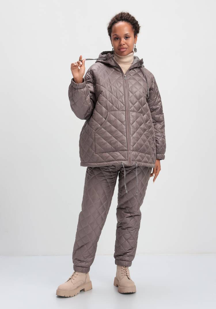 Куртка стёганая с капюшоном шир.  750, рис. 22