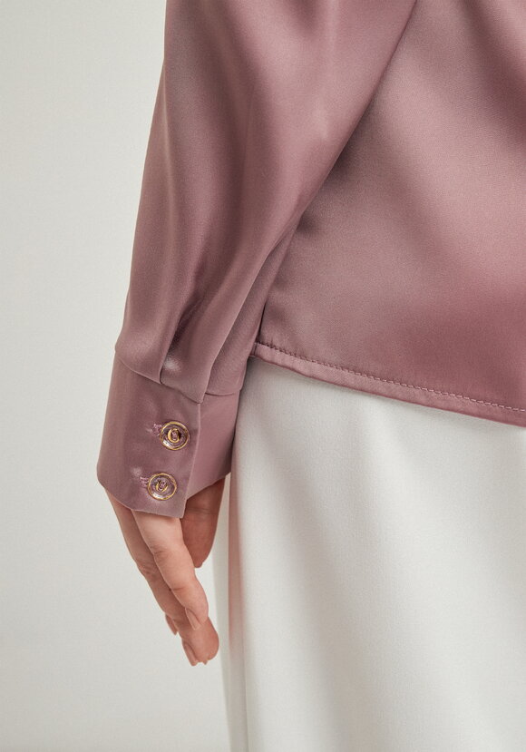 Блуза шелковая с воротником-хомутом шир.  580, рис. 26