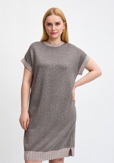 Платье прямого кроя Нежная весна