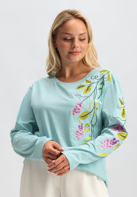 Лонгслив с вышивкой шир.  580, рис. 26