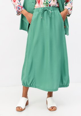 Юбка с эластичной лентой на талии и по низу