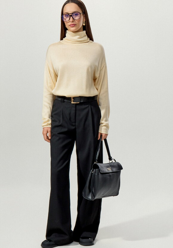 Удлиненная туника с воротником хомут шир.  580, рис. 15