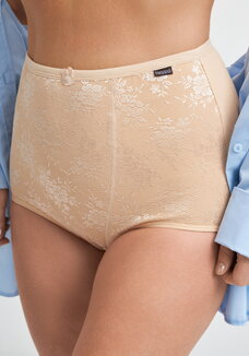 Трусы с корректирующим эффектoм