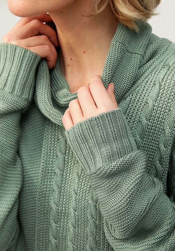 Удлиненный джемпер с косами шир.  580, рис. 5