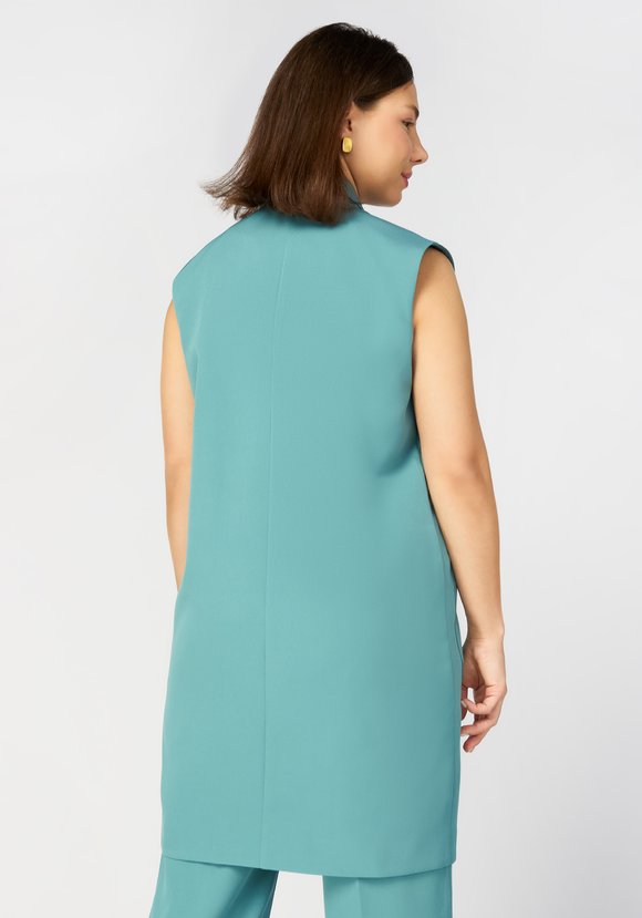 Жилет двубортный с карманами шир.  580, рис. 7