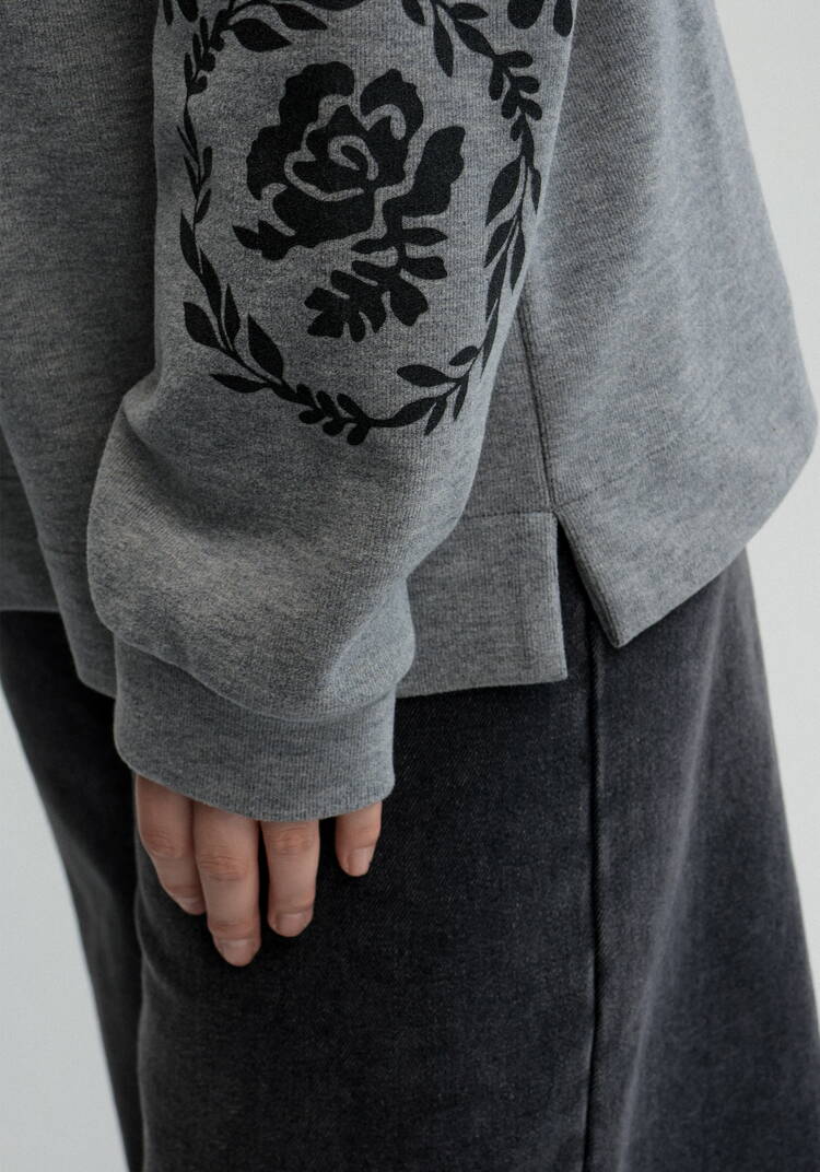 Свитшот с принтом на рукавах шир.  750, рис. 15