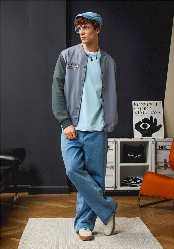 Бомбер с застежкой на кнопки шир.  580, рис. 10