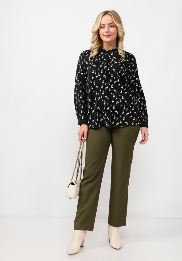 Блуза со съемным воротником на завязке шир.  580, рис. 15